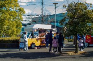 キッチンカーフェスの会場の写真その3