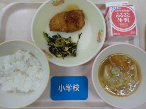 3月8日給食の写真