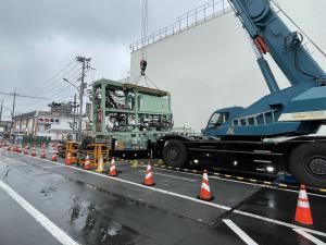 後続台車の搬入状況写真