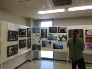 写真研究会の写真展示の様子